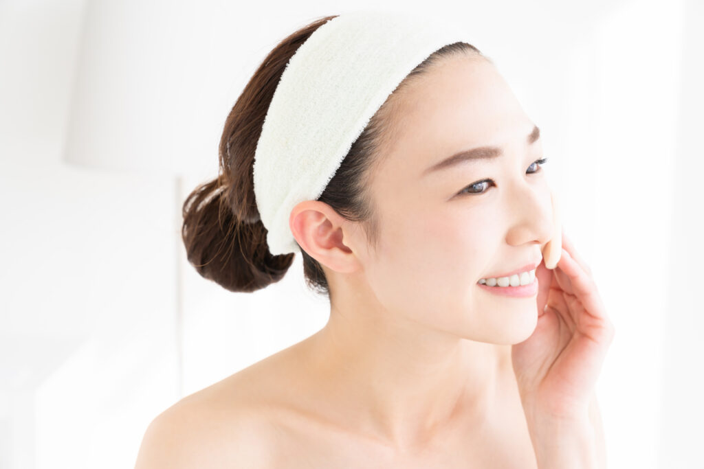 美肌の若い女性